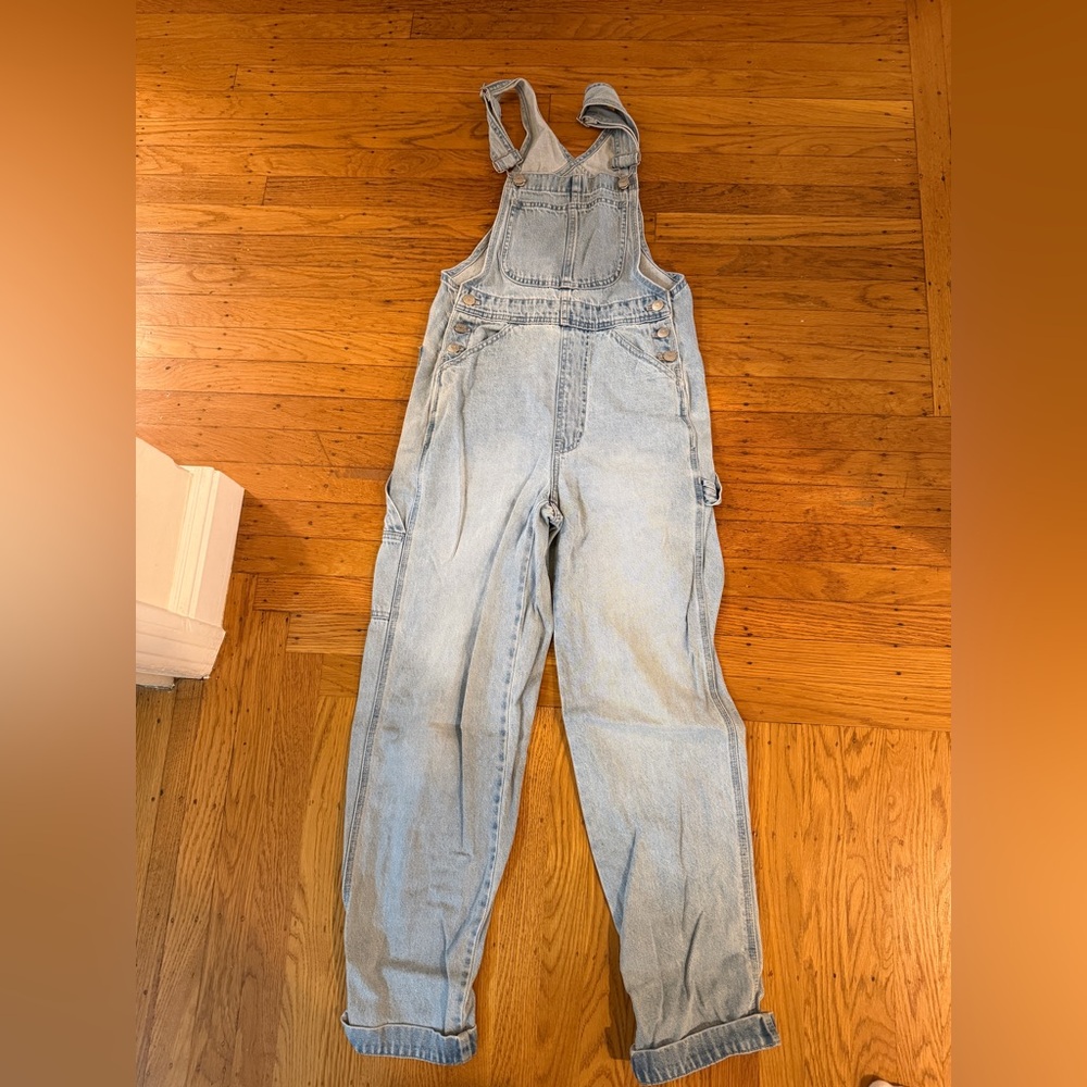Madewell oversized fit overalls!